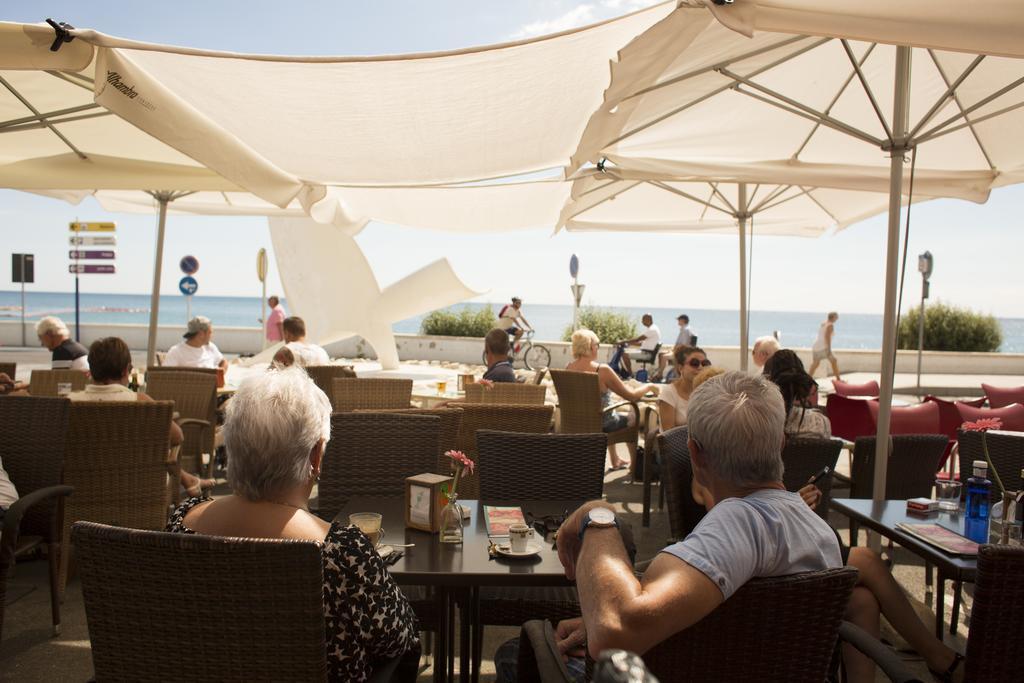 Hostal Boutique Casa Del Mar Altea Exterior photo